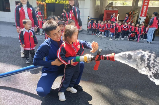 1714266528337600.png 0b672b83e5ee8cee381b0998407437ff.png